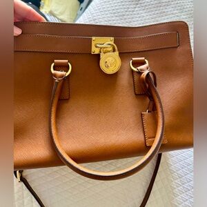 Gorgeous Michael Kors Hamilton bag! Used once